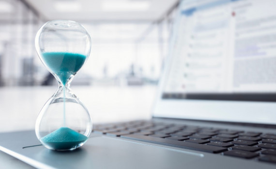 DEADLINE NÆRMER SIG